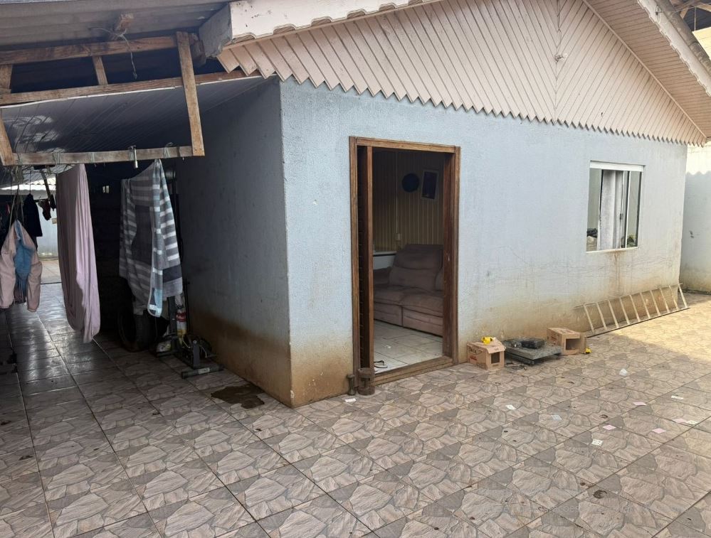 Imóvel Residencial Em General. Carneiro, localizado em General Carneiro - PR, bairro Loteamento Planalto