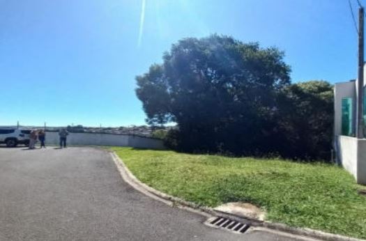 Terreno De 334,970 M², Rua João Baron, S/n, Bairro Jardim Carvalho, Na Cidade De Ponta Grossa - Pr, localizado em Ponta Grossa - PR, bairro Jardim Carvalho