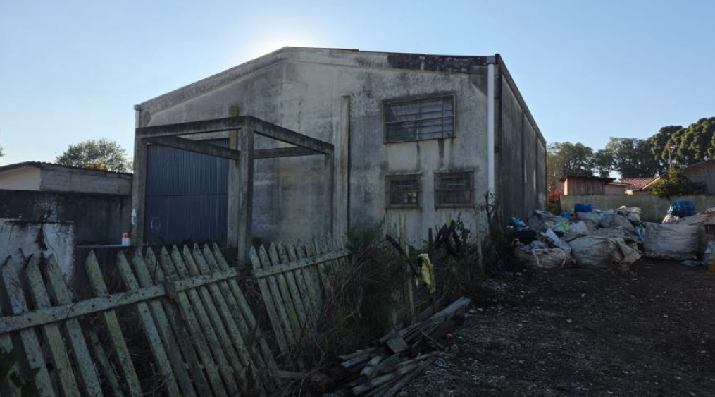 Imóvel Na Rua Do Contestado, Engenho, Lapa/ Pr, localizado em Lapa - PR, bairro Engenho